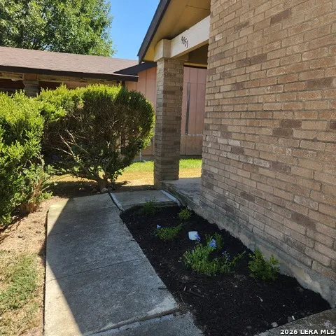 9851 Meadow Way Converse, TX 78109