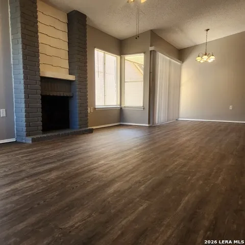 9851 Meadow Way Converse, TX 78109