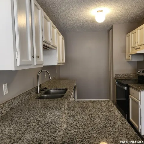 9851 Meadow Way Converse, TX 78109