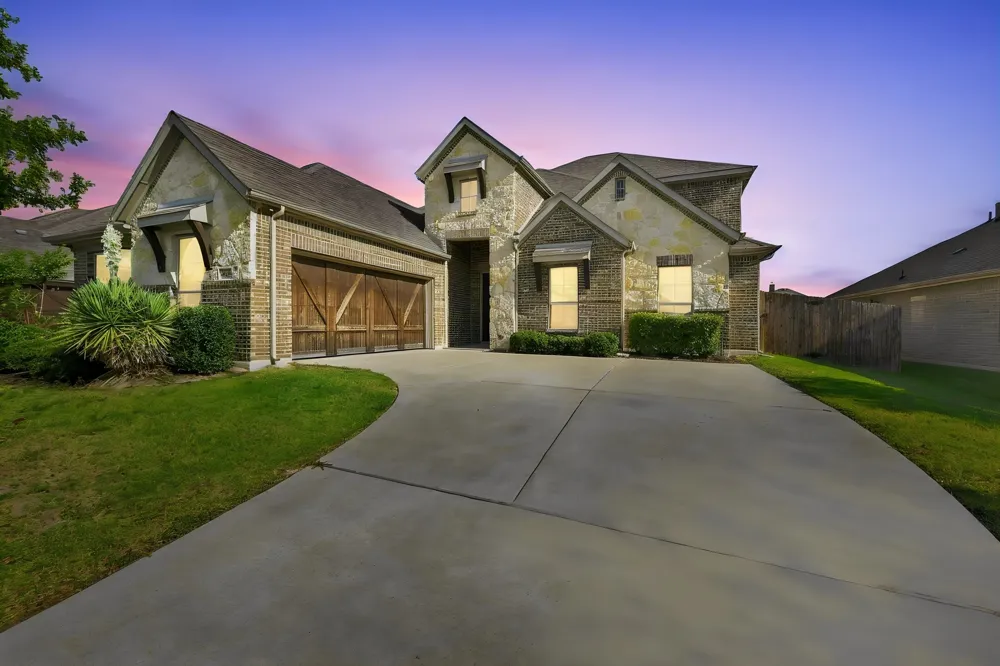 4409 Dandelion Lane Midlothian, TX 76065