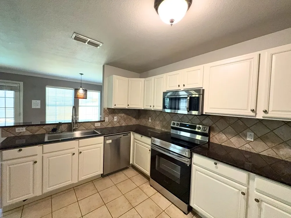 12614 Oceanside Drive Fort Worth, TX 76040