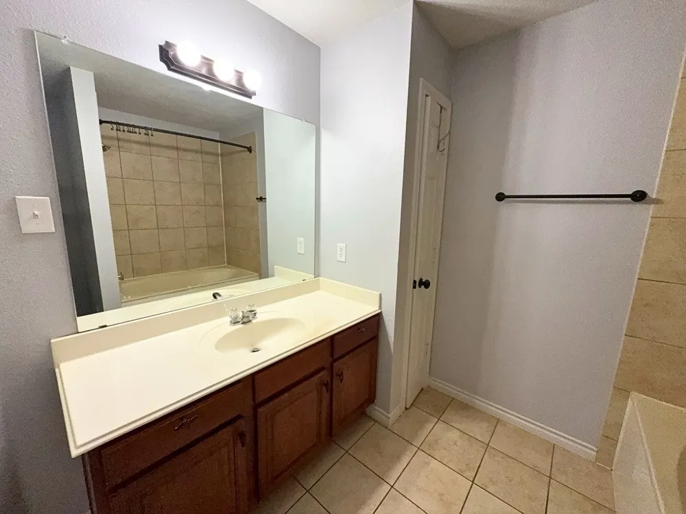 12614 Oceanside Drive Fort Worth, TX 76040