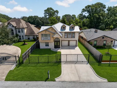 2112 Peppermill Road