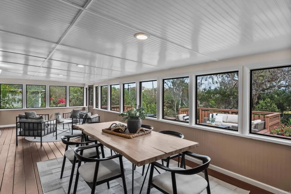11670 Tierra del Sur San Diego, CA 92130