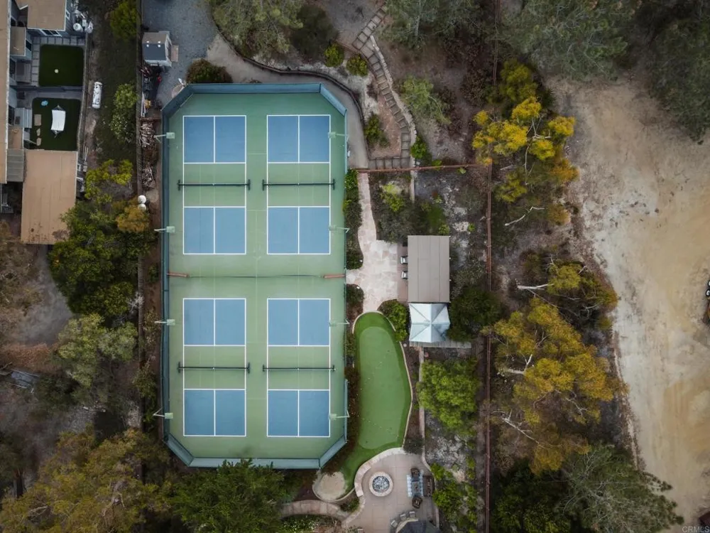 11670 Tierra del Sur San Diego, CA 92130