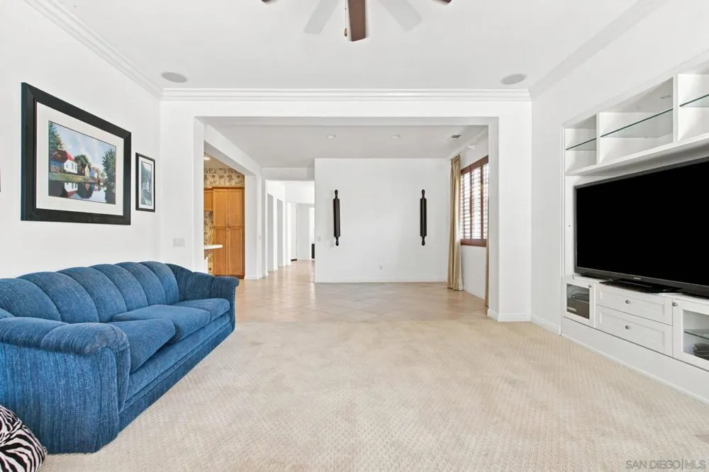317 Valley Heights Oceanside, CA 92057