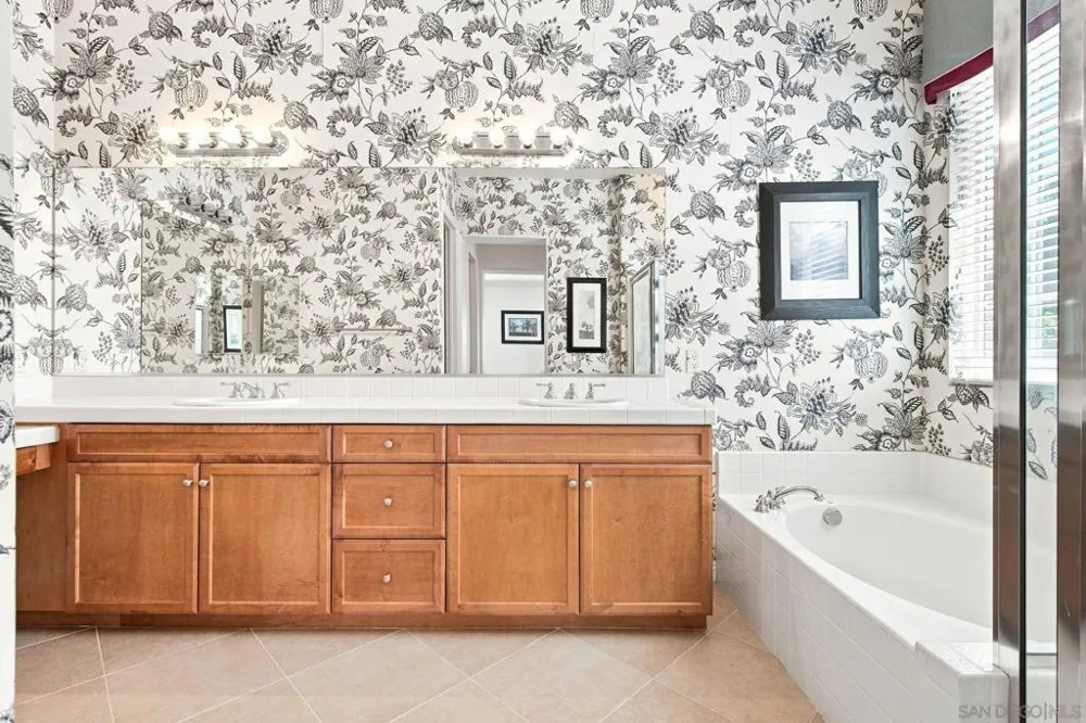 317 Valley Heights Oceanside, CA 92057