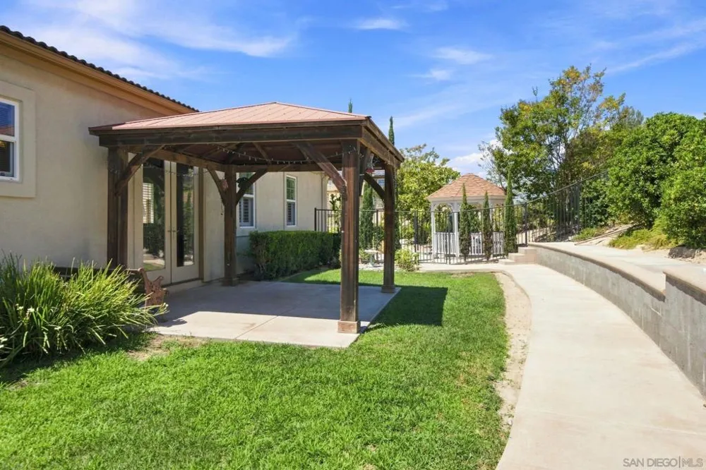 317 Valley Heights Oceanside, CA 92057