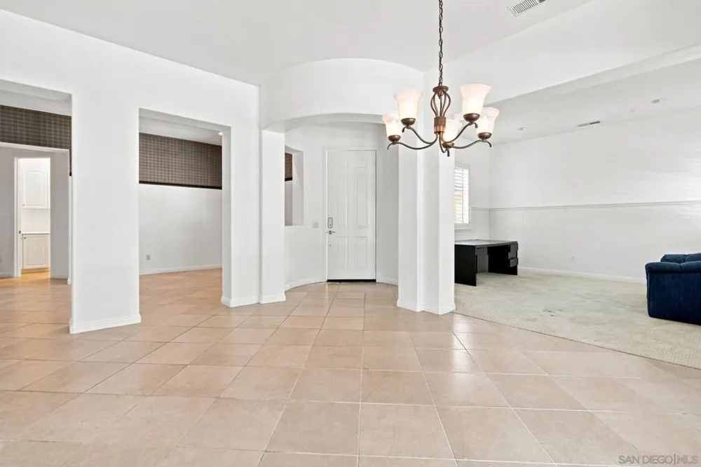 317 Valley Heights Oceanside, CA 92057