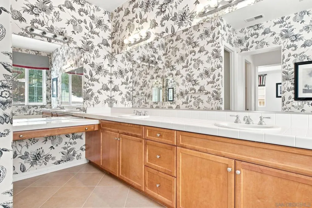 317 Valley Heights Oceanside, CA 92057