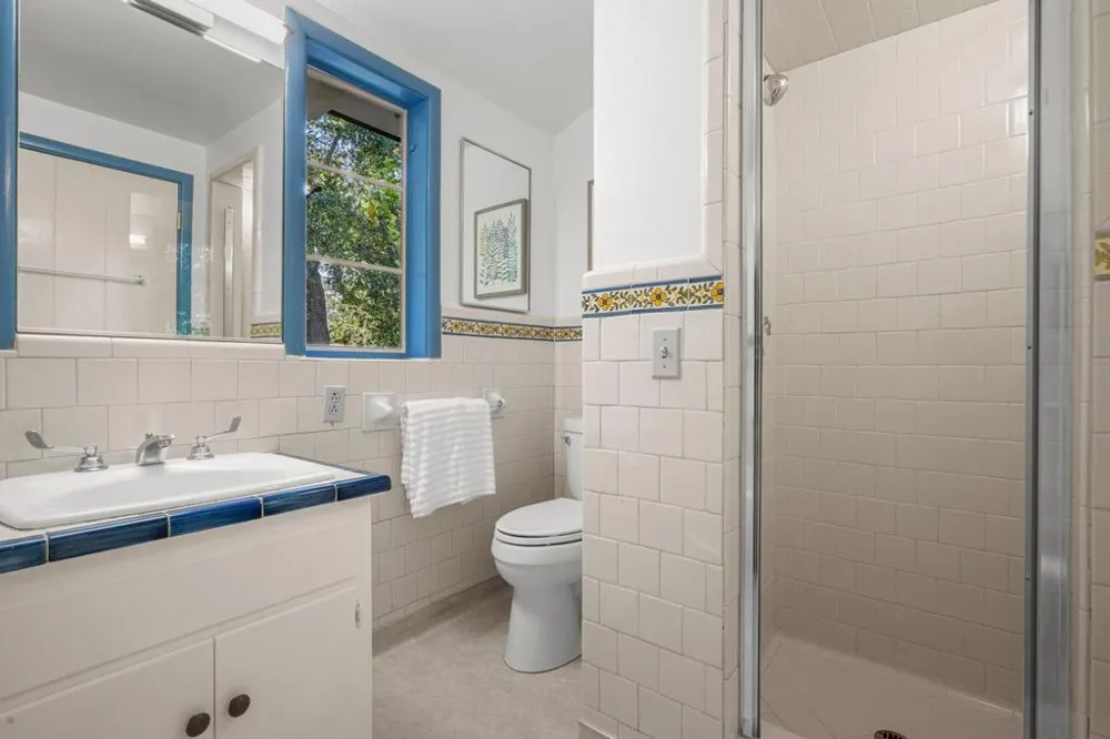 3655 La Calle Court Palo Alto, CA 94306
