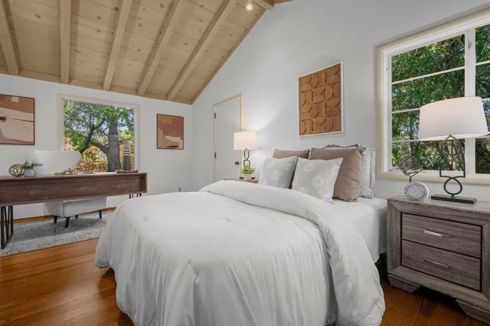 3655 La Calle Court Palo Alto, CA 94306