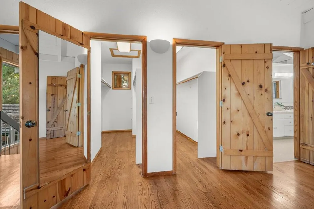 3655 La Calle Court Palo Alto, CA 94306