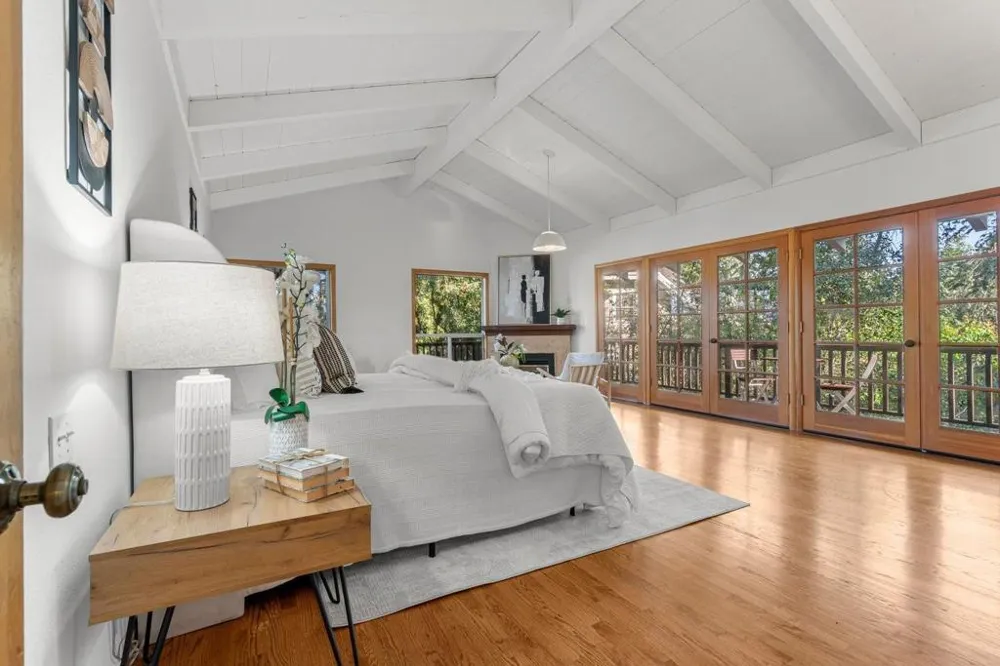 3655 La Calle Court Palo Alto, CA 94306