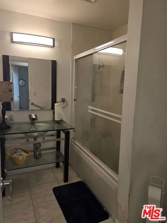 819 E 146th Street Compton, CA 90220