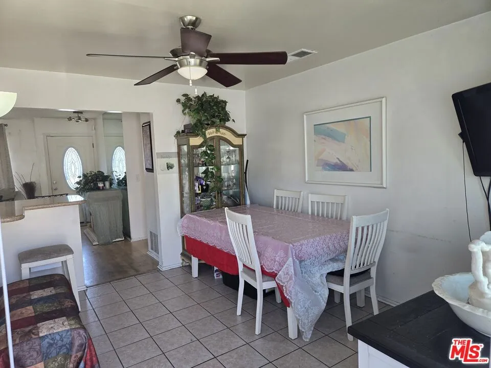 819 E 146th Street Compton, CA 90220
