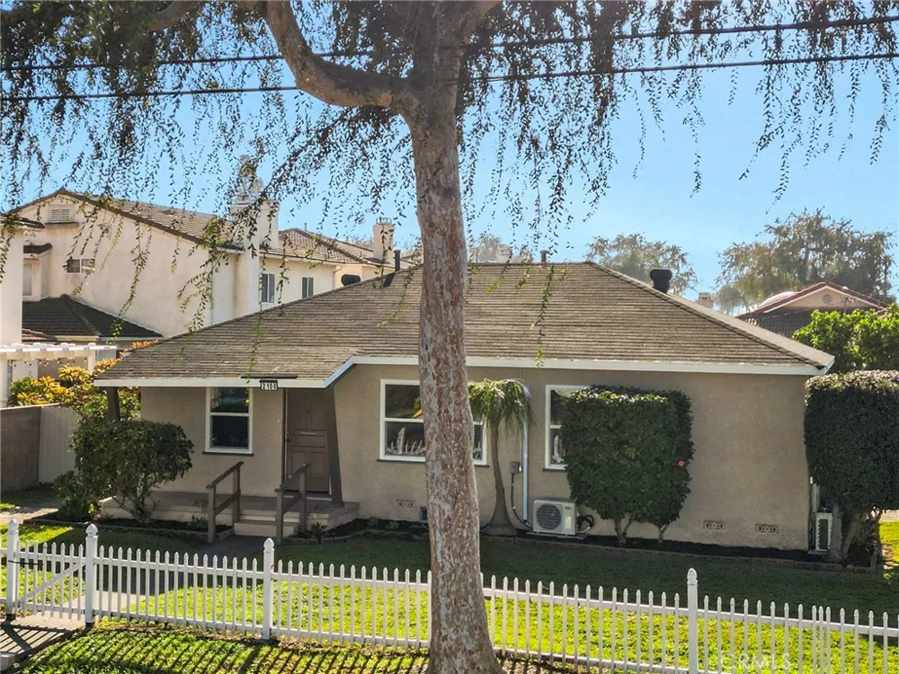 2100 W Valencia Drive Fullerton, CA 92833