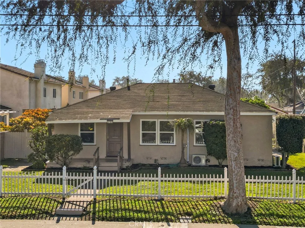 2100 W Valencia Drive Fullerton, CA 92833
