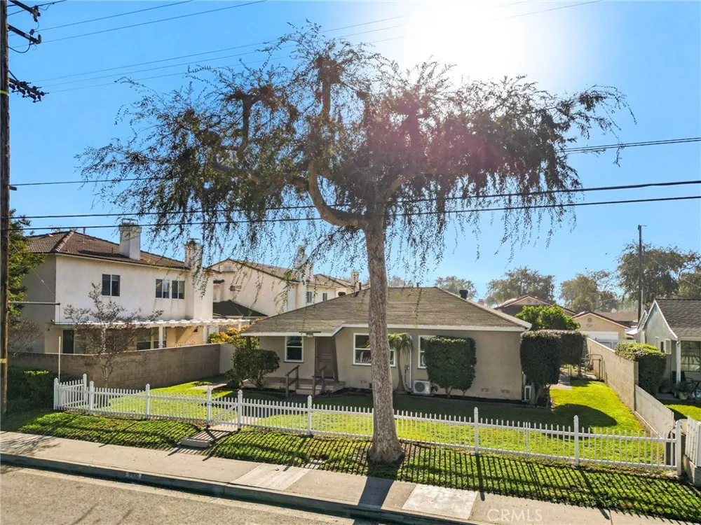 2100 W Valencia Drive Fullerton, CA 92833