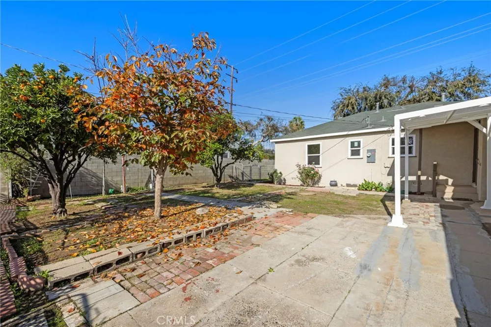 2100 W Valencia Drive Fullerton, CA 92833