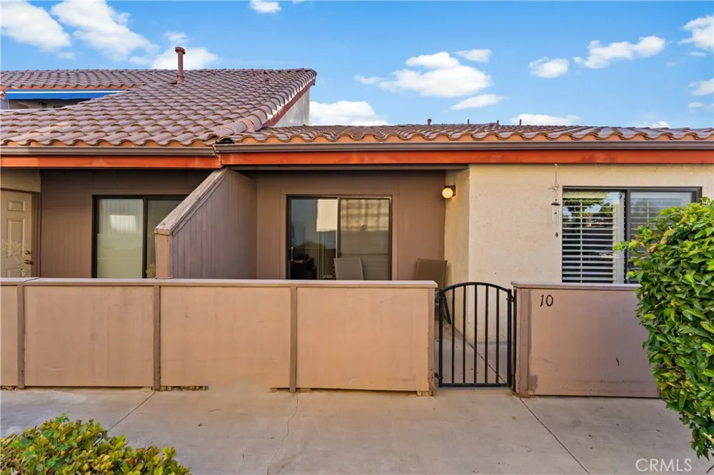 43334 32nd Street W #10 Lancaster, CA 93536