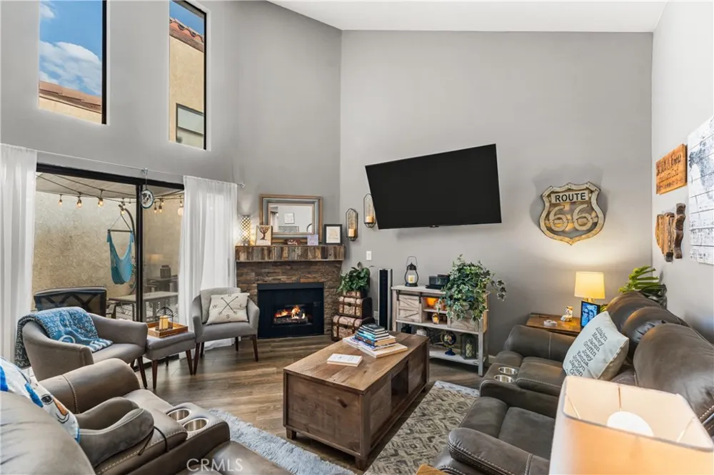 43334 32nd Street W #10 Lancaster, CA 93536