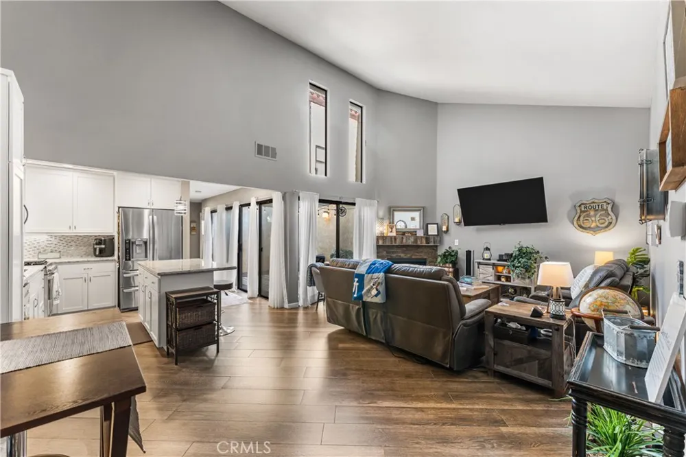 43334 32nd Street W #10 Lancaster, CA 93536