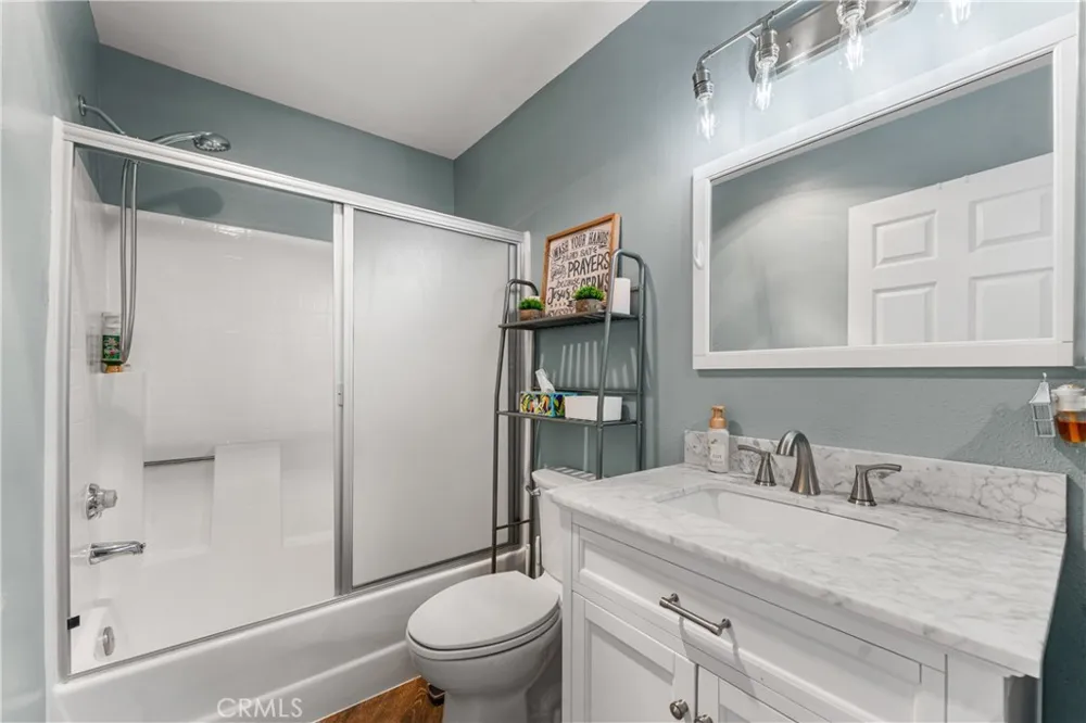 43334 32nd Street W #10 Lancaster, CA 93536