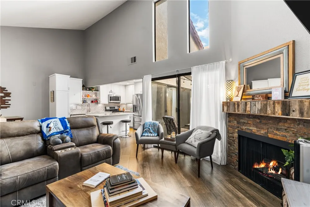 43334 32nd Street W #10 Lancaster, CA 93536