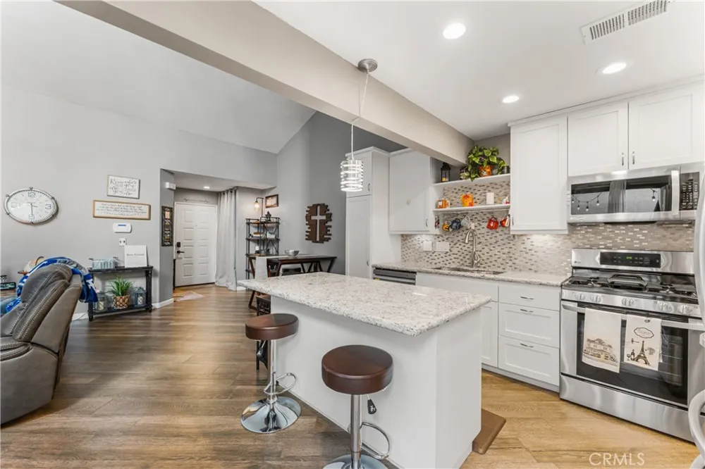 43334 32nd Street W #10 Lancaster, CA 93536