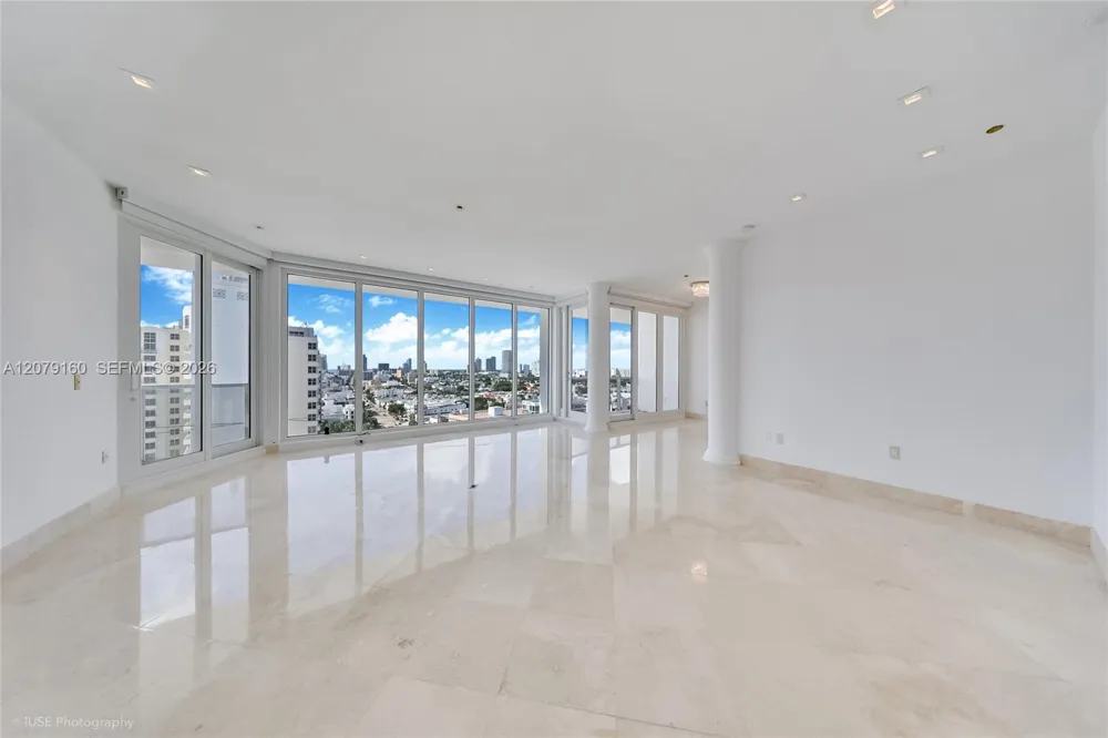 100 Lincoln Rd #PH12 Miami Beach, FL 33139