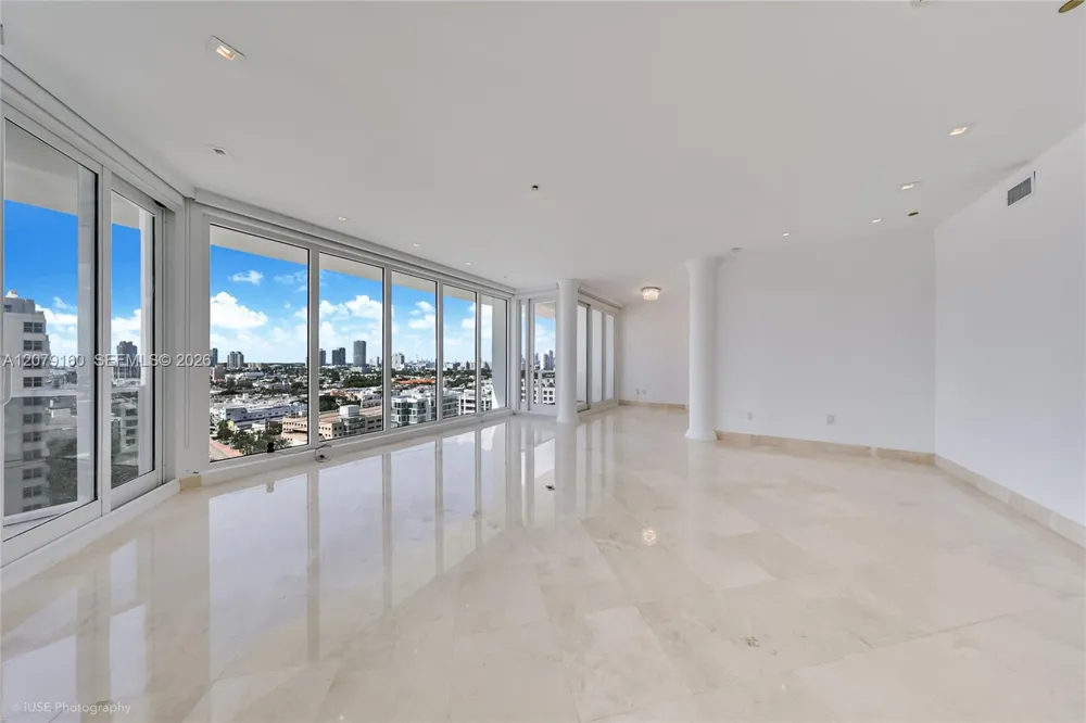 100 Lincoln Rd #PH12 Miami Beach, FL 33139