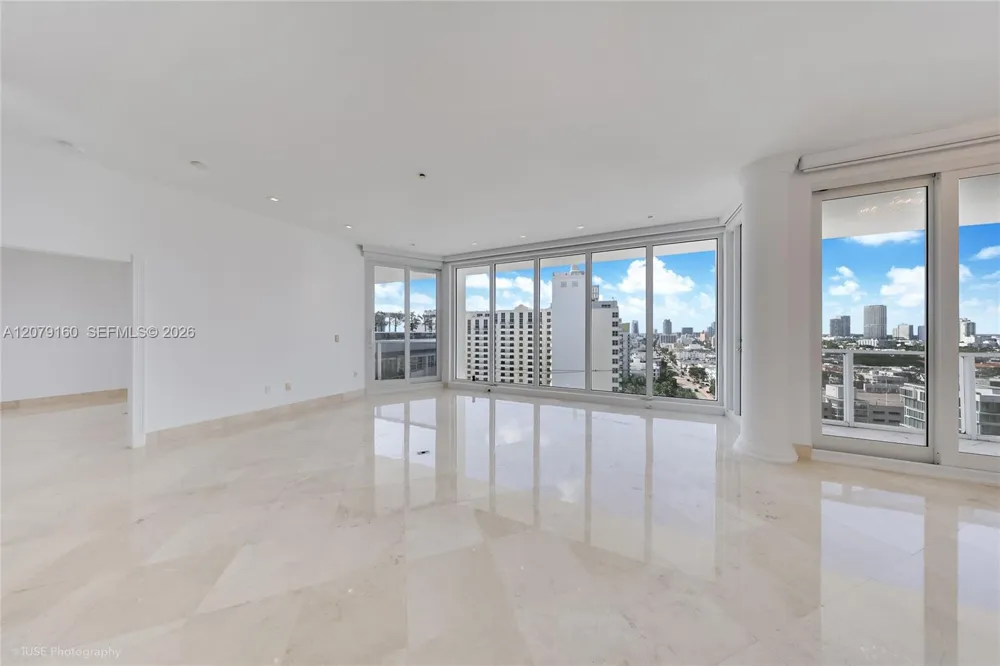100 Lincoln Rd #PH12 Miami Beach, FL 33139