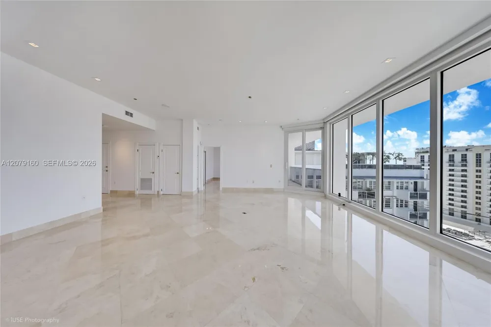 100 Lincoln Rd #PH12 Miami Beach, FL 33139