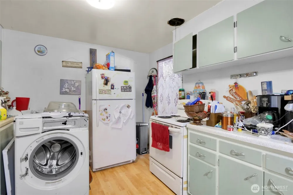1435 W Sunset Drive Moses Lake, WA 98837