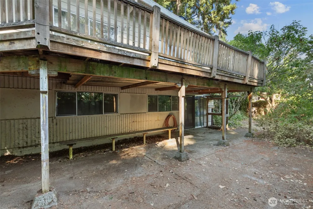 16639 SE 8th Street Bellevue, WA 98008