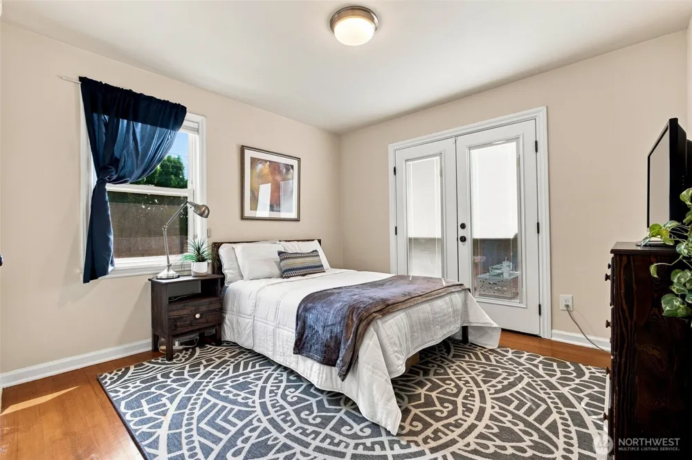 1102 SW 124th Street Burien, WA 98146
