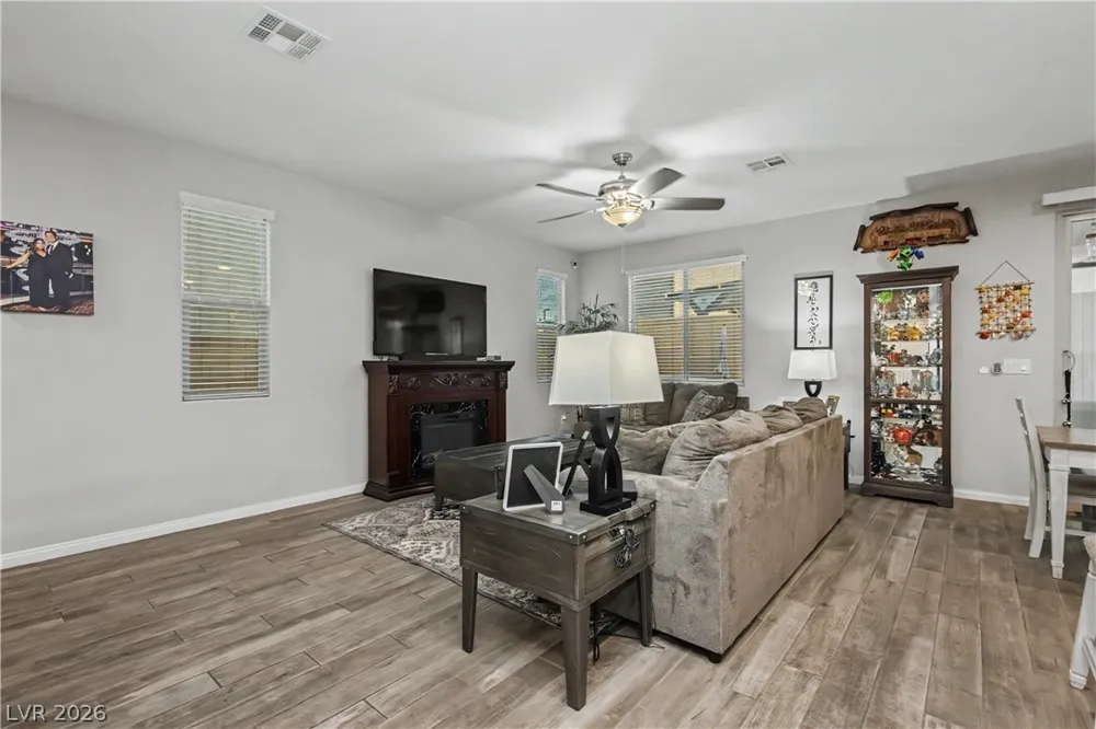 403 Stephen Clear Avenue North Las Vegas, NV 89031