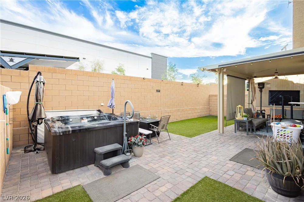 403 Stephen Clear Avenue North Las Vegas, NV 89031