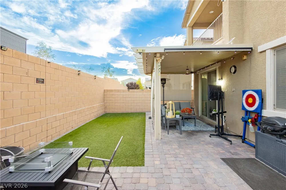 403 Stephen Clear Avenue North Las Vegas, NV 89031