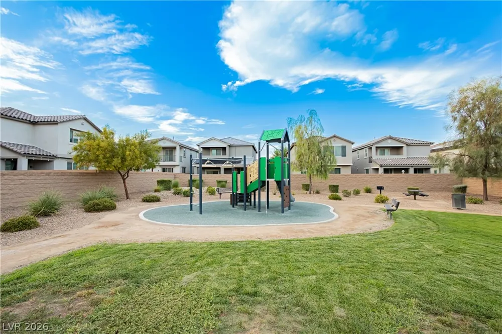 403 Stephen Clear Avenue North Las Vegas, NV 89031