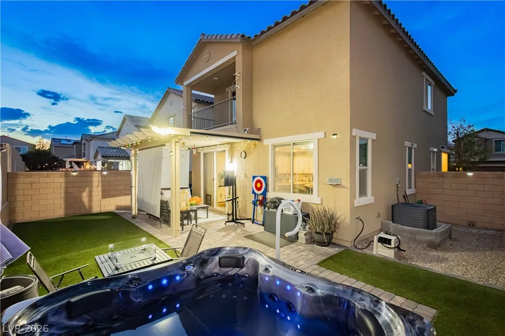 403 Stephen Clear Avenue North Las Vegas, NV 89031