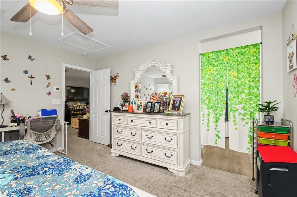 403 Stephen Clear Avenue North Las Vegas, NV 89031