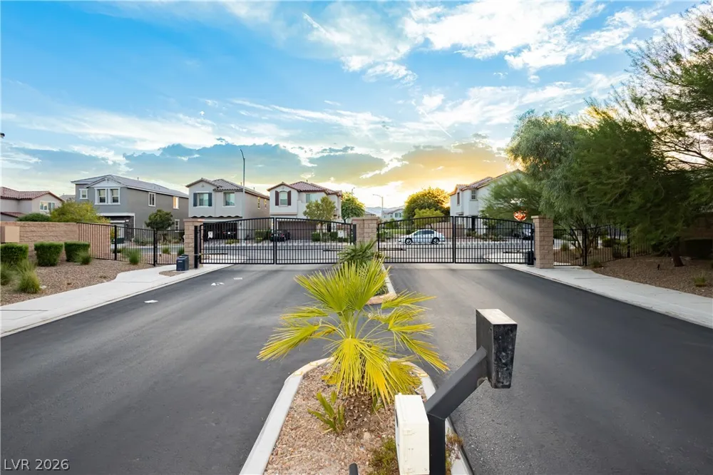 403 Stephen Clear Avenue North Las Vegas, NV 89031