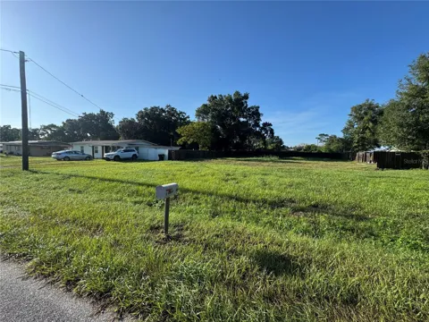 222 W BUCHANON AVENUE