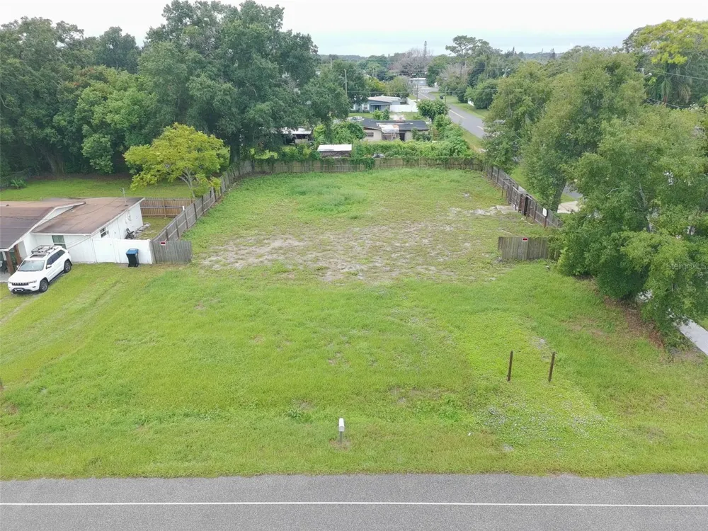 222 W BUCHANON AVENUE Orlando, FL 32809