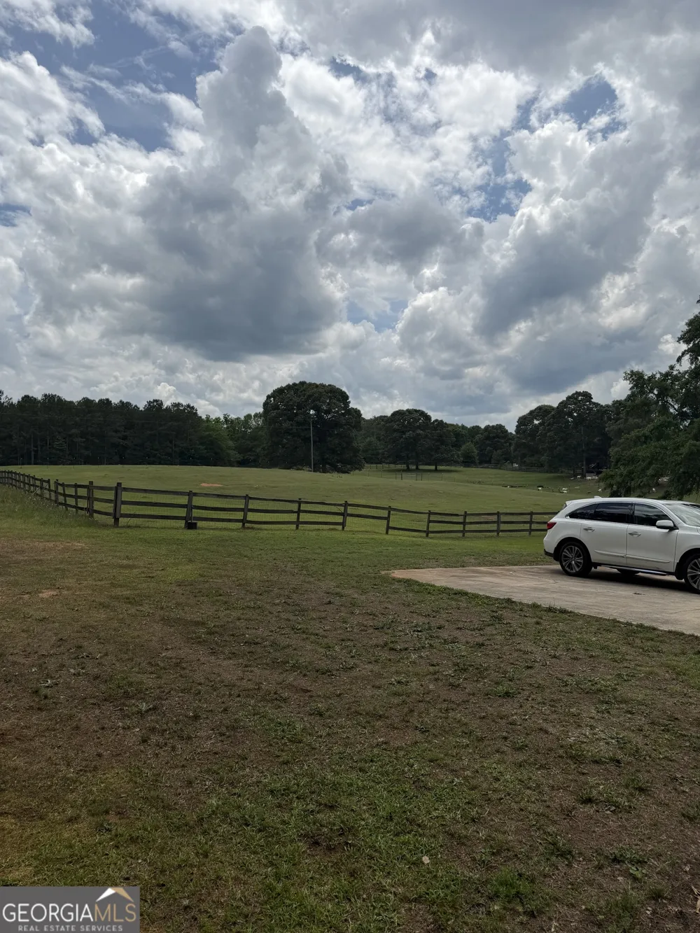302 Norris RD Barnesville, GA 30204
