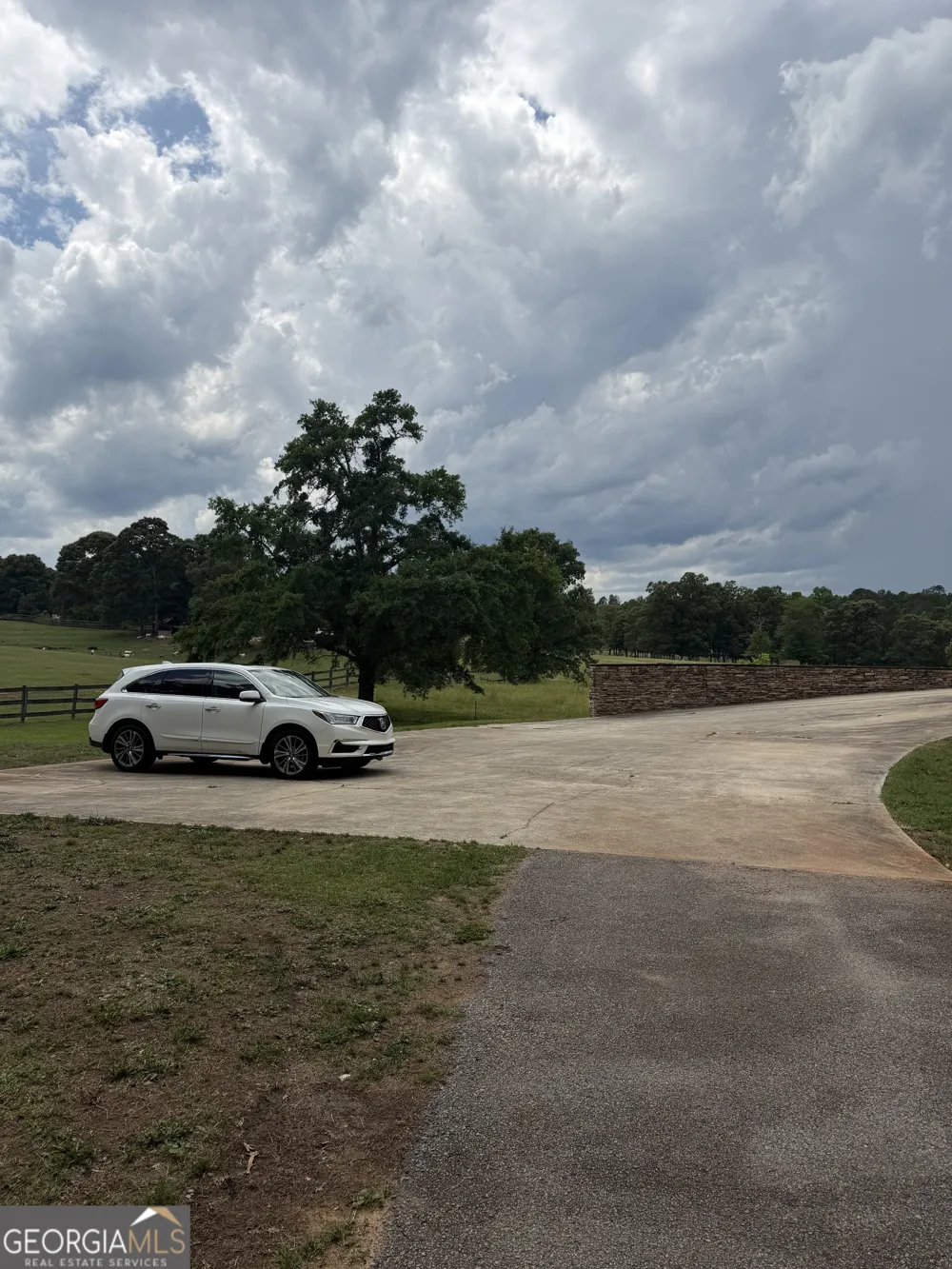 302 Norris RD Barnesville, GA 30204