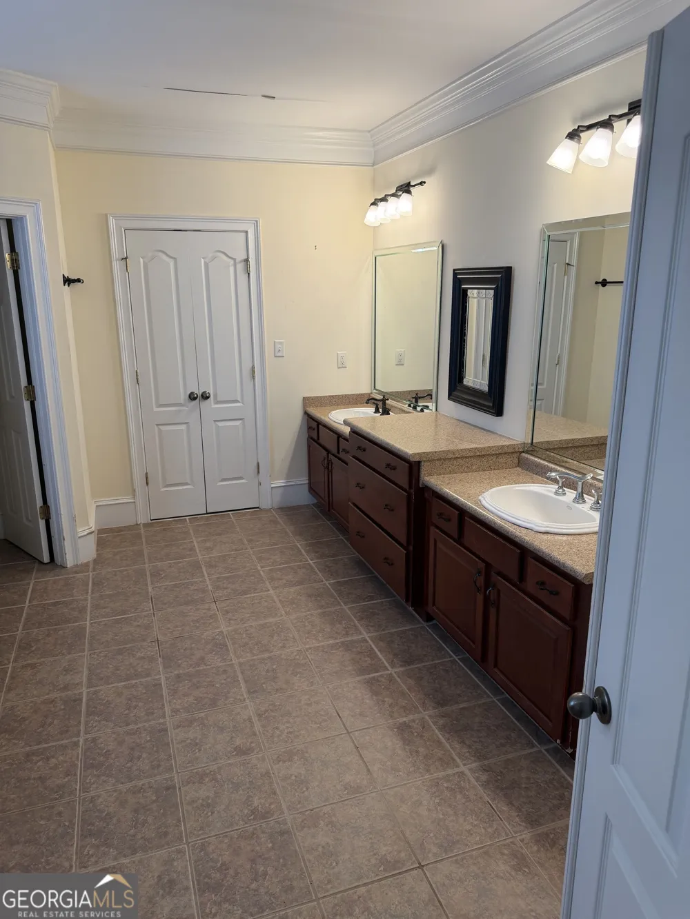 302 Norris RD Barnesville, GA 30204