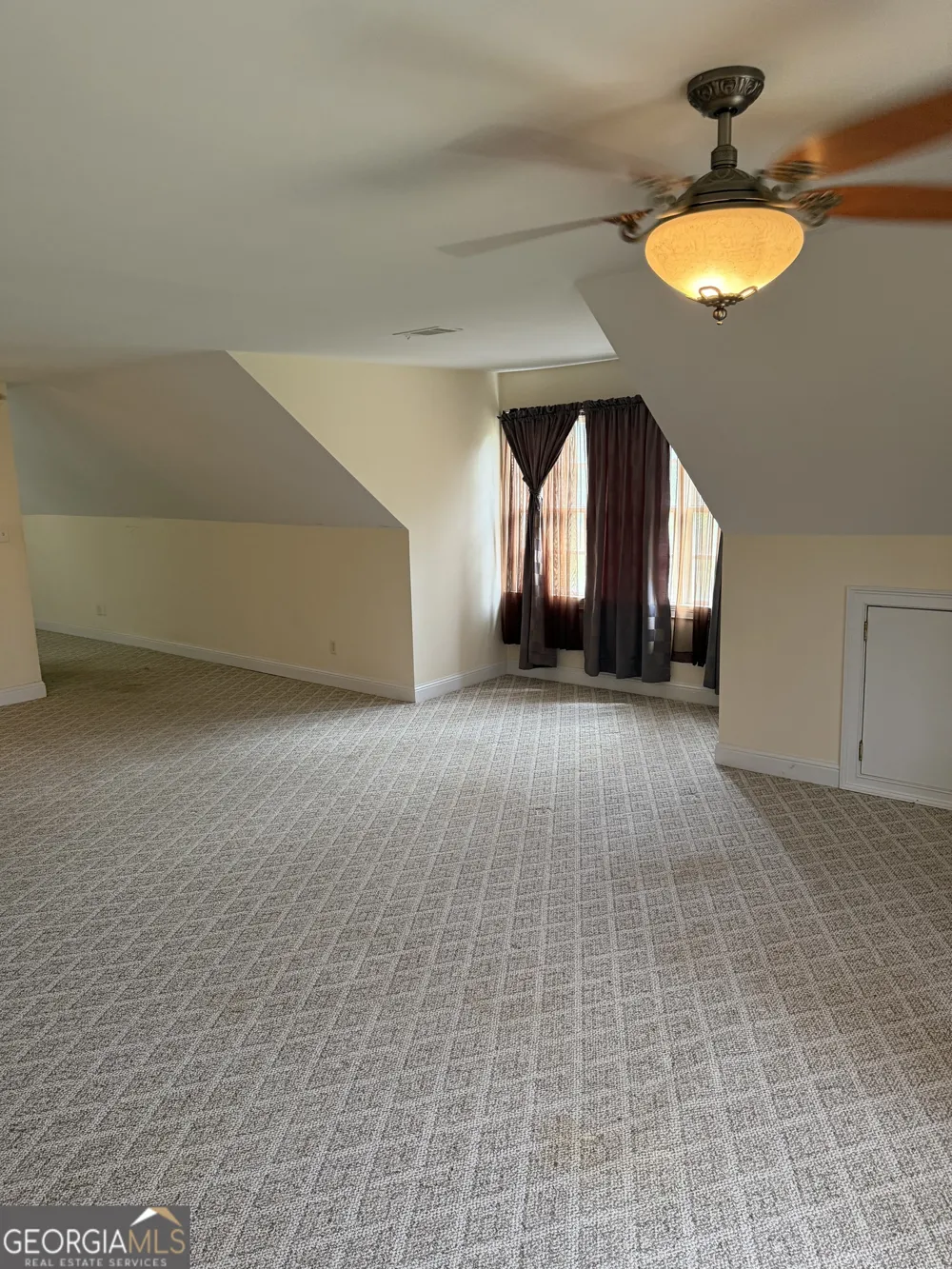 302 Norris RD Barnesville, GA 30204